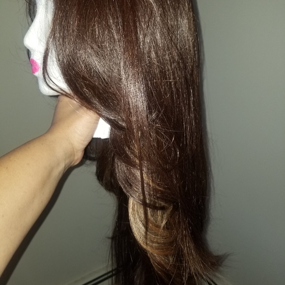 Lace front wig - Picture 12 of 14